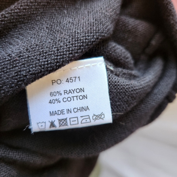 Seraphine Black Long Sleeve Maternity Sweater Dress Size 6 With Gold Accents - Picture 6 of 6